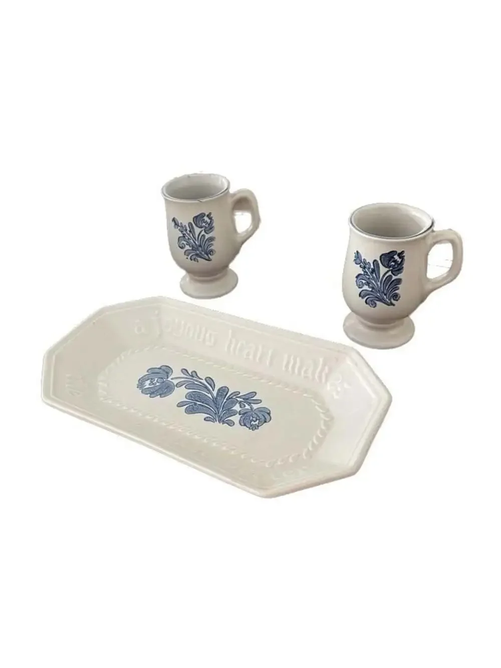 Vintage Pfaltzgraff Yorktowne Bread Tray with 2 Pedestal Mugs‎ Set